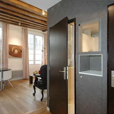 Holidaysinparis-Bourg Tibourg II Exterior photo